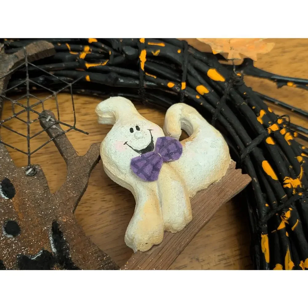 Halloween/Fall Wooden Wreath Ghosts and Pumpkins